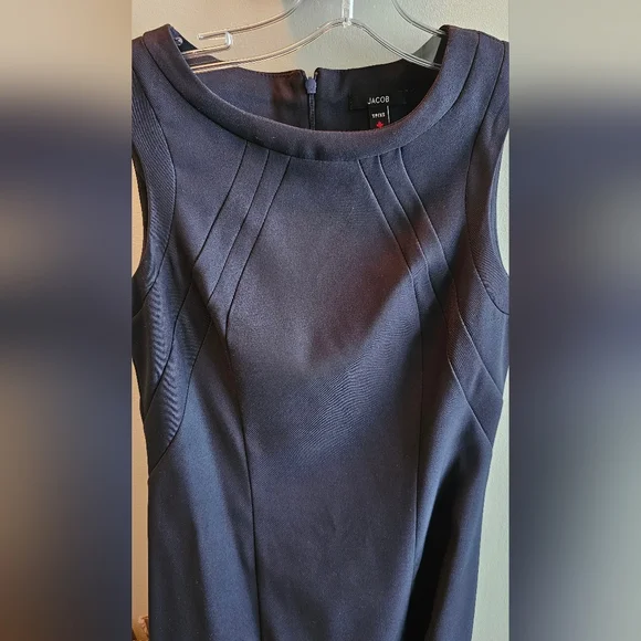 Dress - Picture 3 of 4